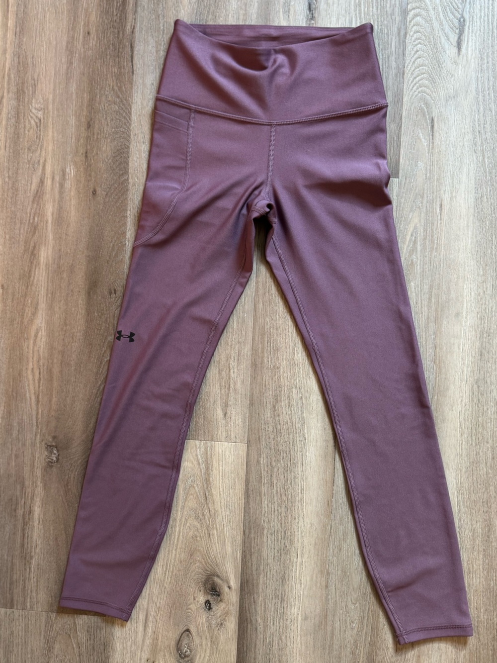 Under Armour Heat Gear Women’s High-Waist 3/4 Length Compression Legging PLUM